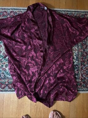 Frederick's of Hollywood Burgundy Floral Satin Robe missing tie